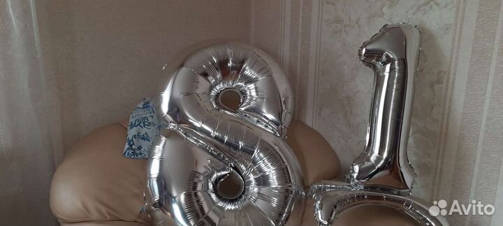 Продам цифру 8