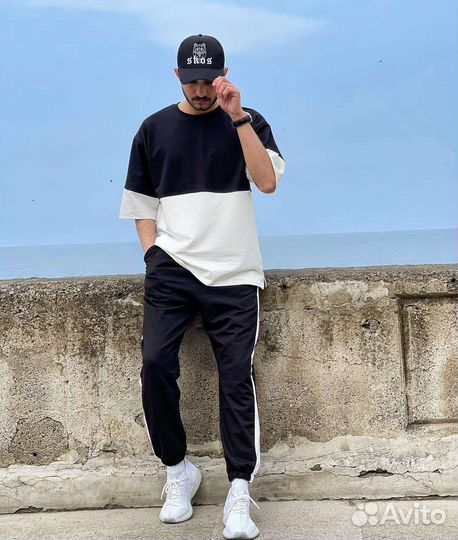 Спортивный костюм мужской новый