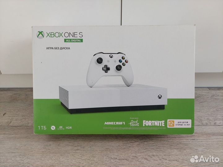 X Box One S 1Tb + куча игр
