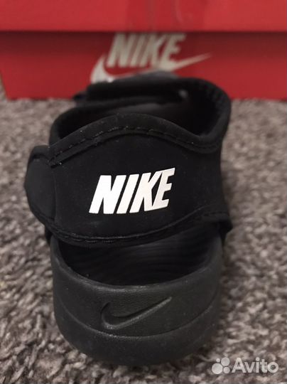 Сандали, фудзалки nike