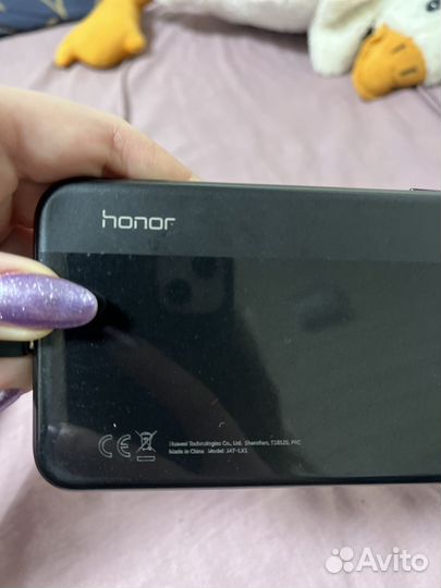 HONOR 10, 4/64 ГБ
