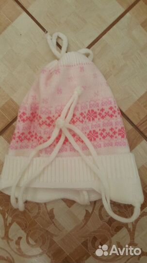 Костюмчик новый(с этикеткой) на 1-2г, шапка