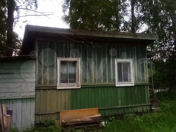 Дача 16 м² на участке 6 сот.