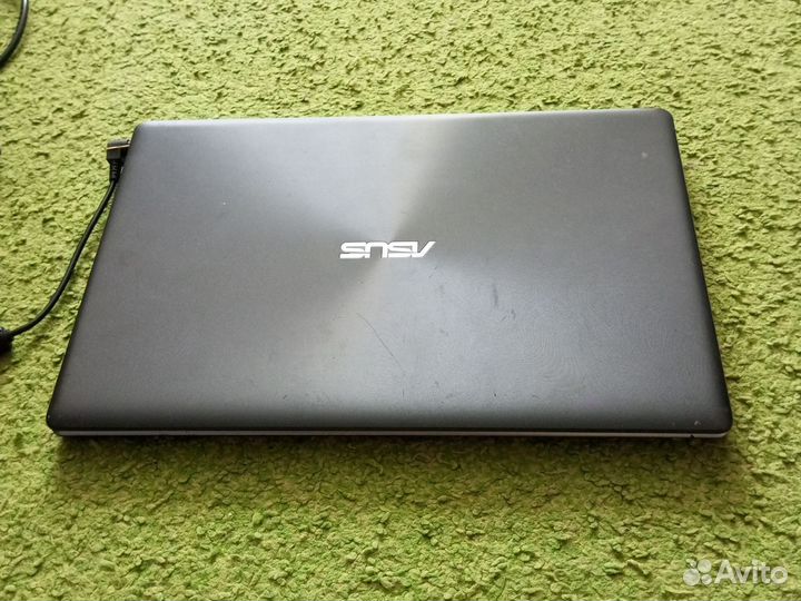Ноутбук asus