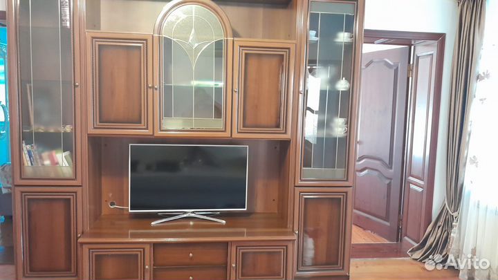 Шкаф стенка