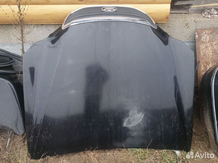 Капот Toyota Crown Majesta uzs186