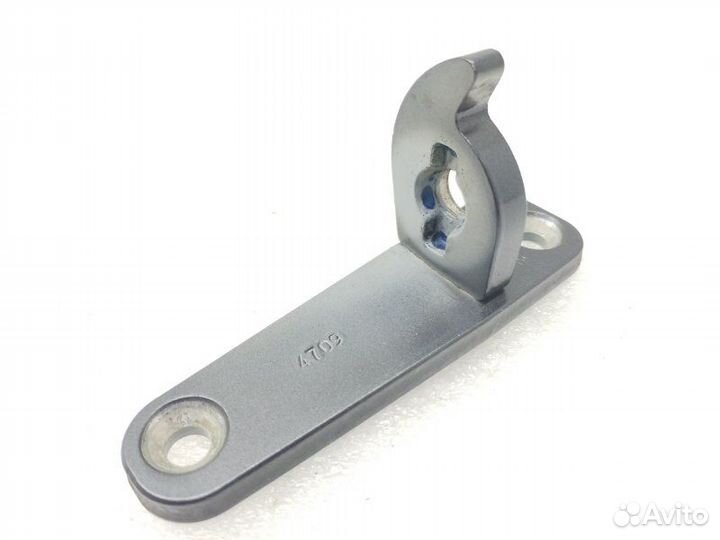 Петля двери задняя правая Mercedes-Benz C-Class