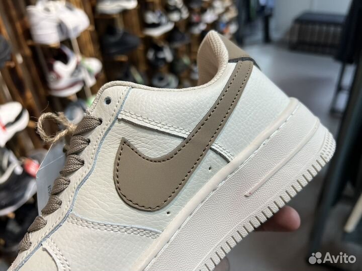 Кроссовки женские Nike Air Force