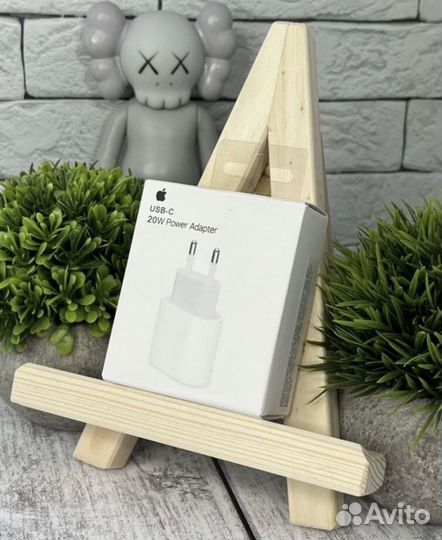 Блок питания Apple 20 W Type-C