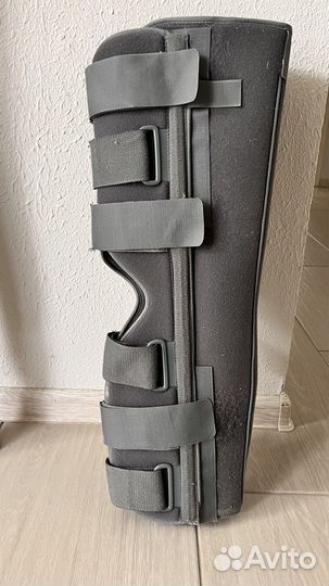 Бандаж на колено / Тутор на коленный сустав