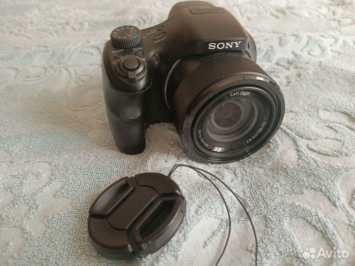 Фотоаппарат Sony Cyber-shot DSC-HX300 с сумкой