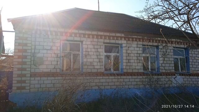 Дом 56 м² на участке 12 сот.