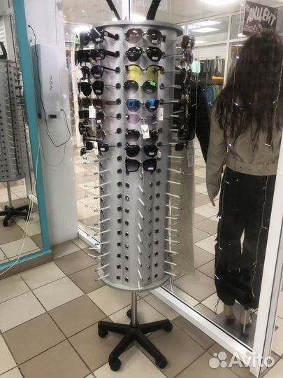 Стойка под очки