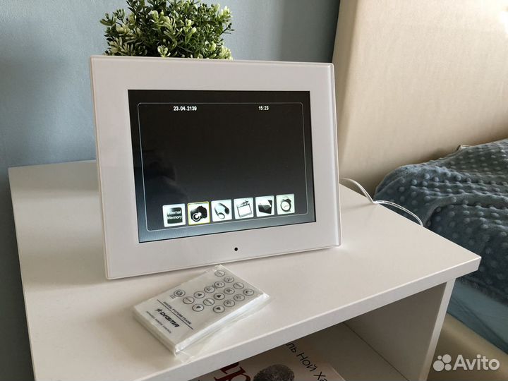 Цифровая фоторамка Digma