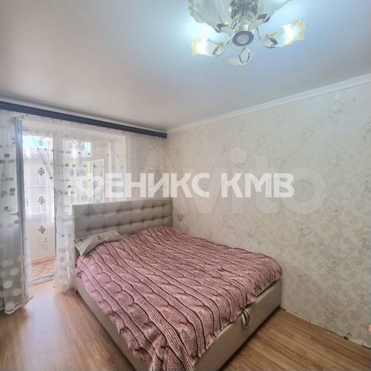 2-к. квартира, 45 м², 3/3 эт.