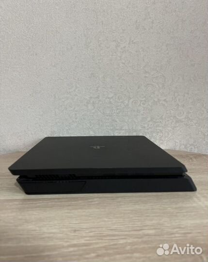 Sony PS4 slim 1tb