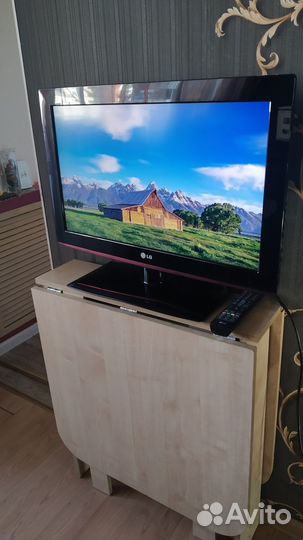 Телевизор LG 26