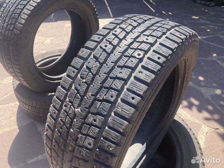 Dunlop SP Winter Ice 01 205/55 R16 94T