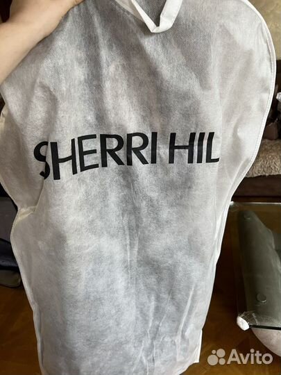 Платье Sherri hill