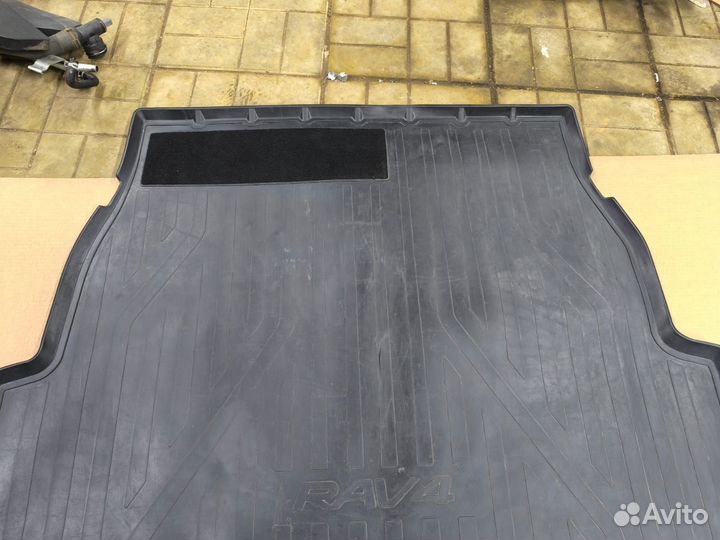 Коврик багажника Rav 4 XA50 МКПП