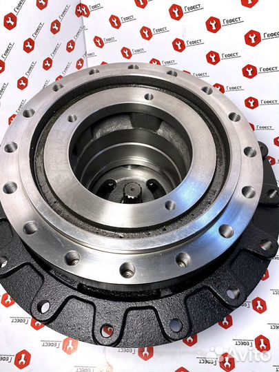 Редуктор хода CAT 321B