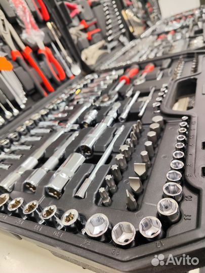 Набор инструментов 142 предмета