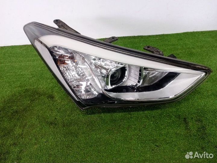 Фара правая Hyundai Santa Fe 3 wagon 2 2014