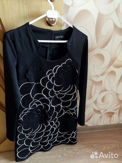 Платье женское