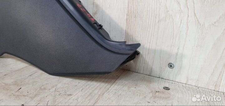 Накладка (кузов внутри) передняя правая Toyota