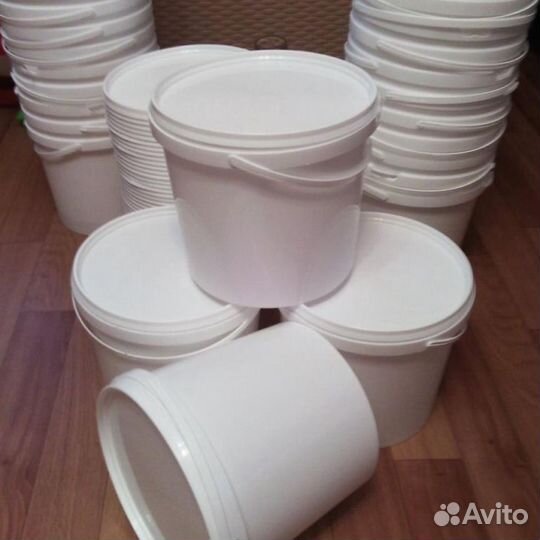 Ведра пластиковые с крышкой 12л