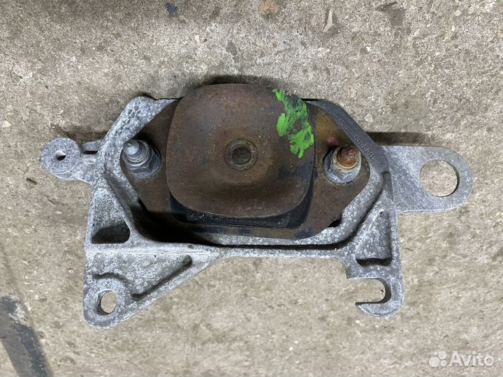 Подушка двигателя Renault Kadjar 2015