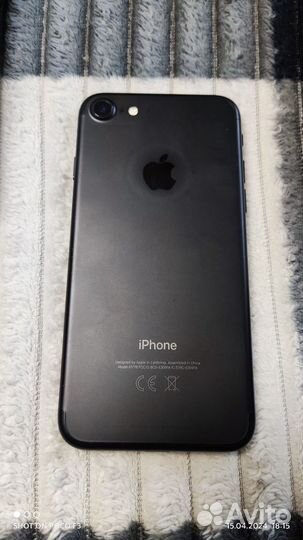 iPhone 7, 32 ГБ