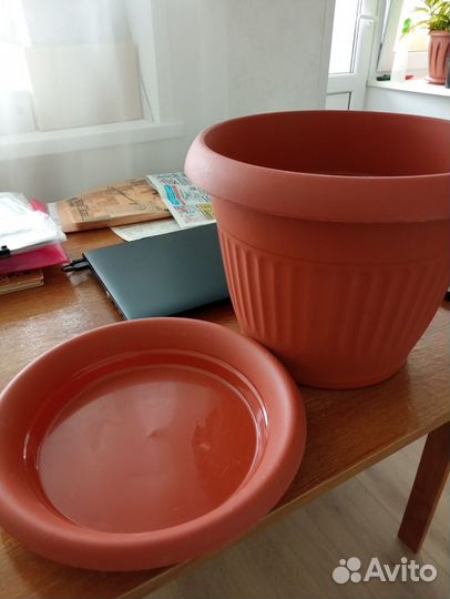 Кашпо новое 16л