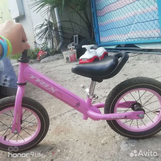 Беговел детский бу