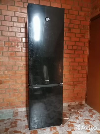 Продается холодильник Gorenye