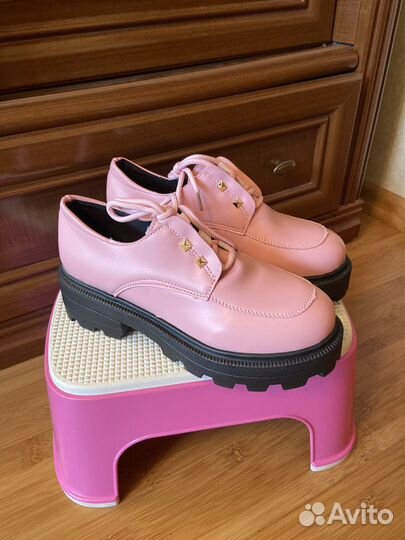 Ботинки р.38