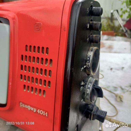 Советский антикварный телевизор 