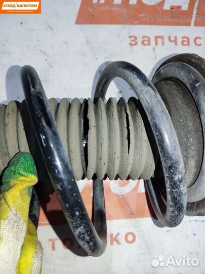 Стойка амортизатора передняя правая Toyota Corolla