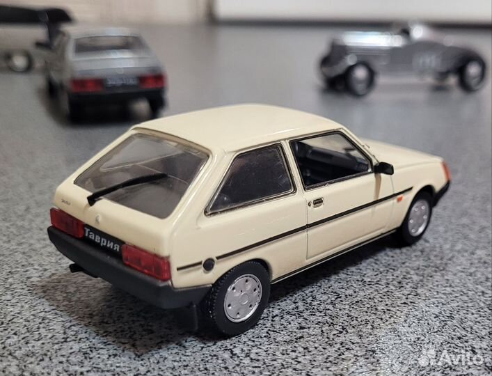 Модель автомобиля заз 1102