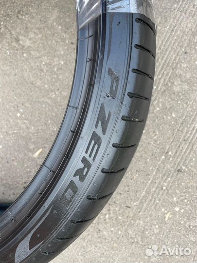 Pirelli P Zero 245/35 R20 95Y