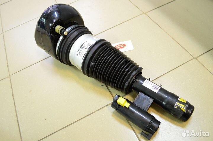 Пневмостойка передняя правая BMW 7 G11 G12 4WD