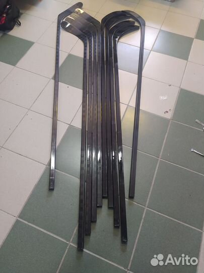 Клюшки хоккейные,перчатки хоккейные