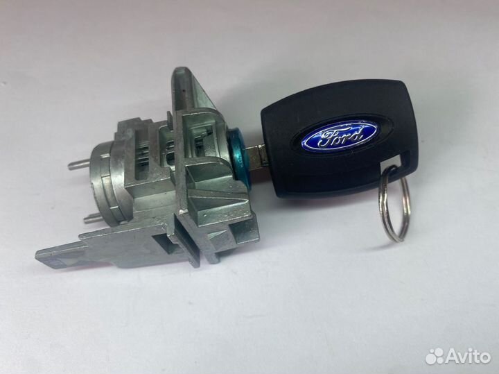 Личинка замка левой водительской двери Ford Focus