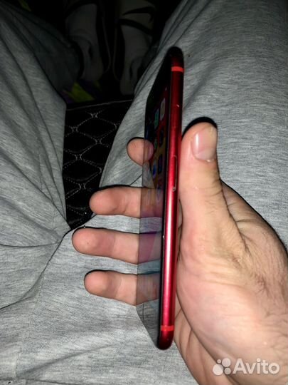iPhone se 2020 64gb red