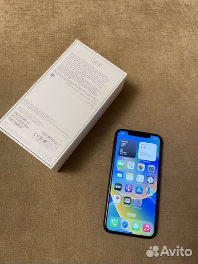 iPhone X, 256 ГБ