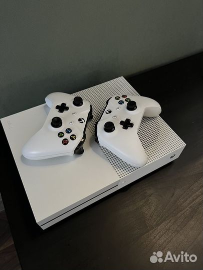 Игровая приставка xbox one s 512gb