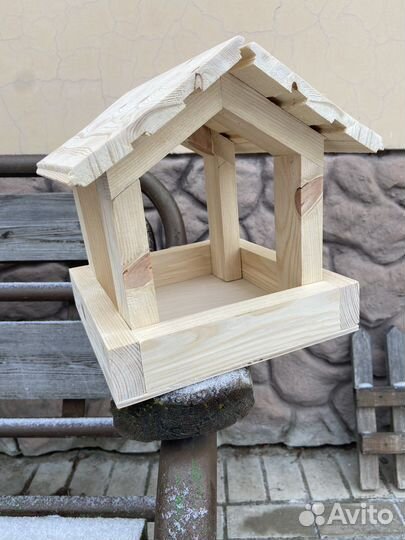 Кормушка для птиц