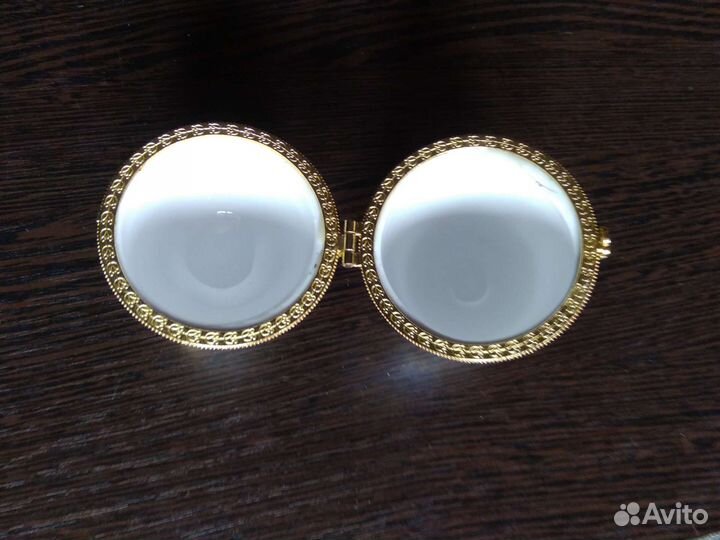 Сувенир яйцо- шкатулка