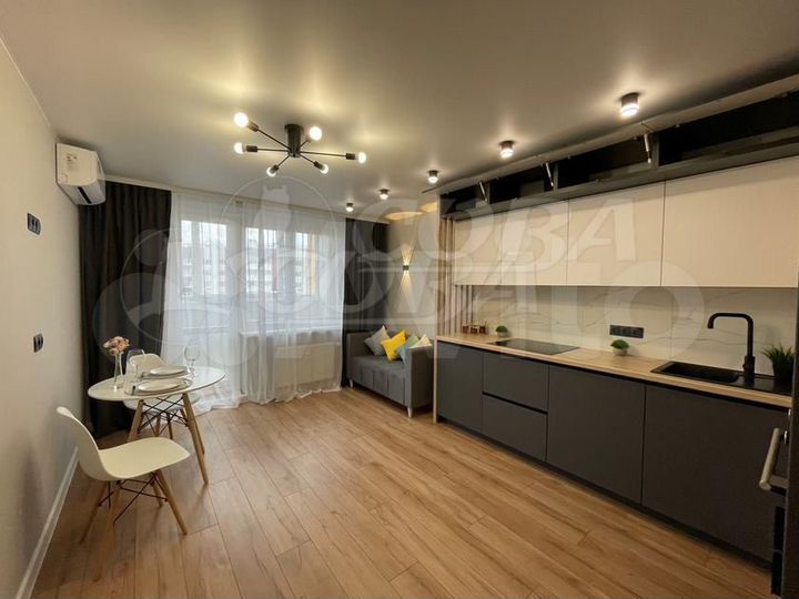 2-к. квартира, 67 м², 4/14 эт.