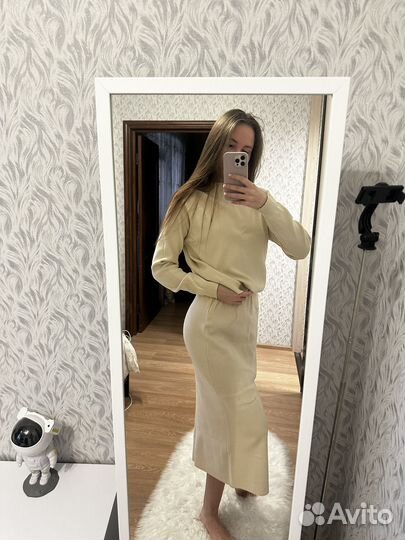 Костюм с юбкой женский теплый